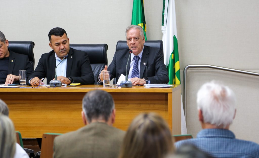 Vinícius Benevides recebe parecer favorável à sua recondução ao cargo de diretor da Adasa 6 WhatsApp Image 2025 03 24 at 17.00.46