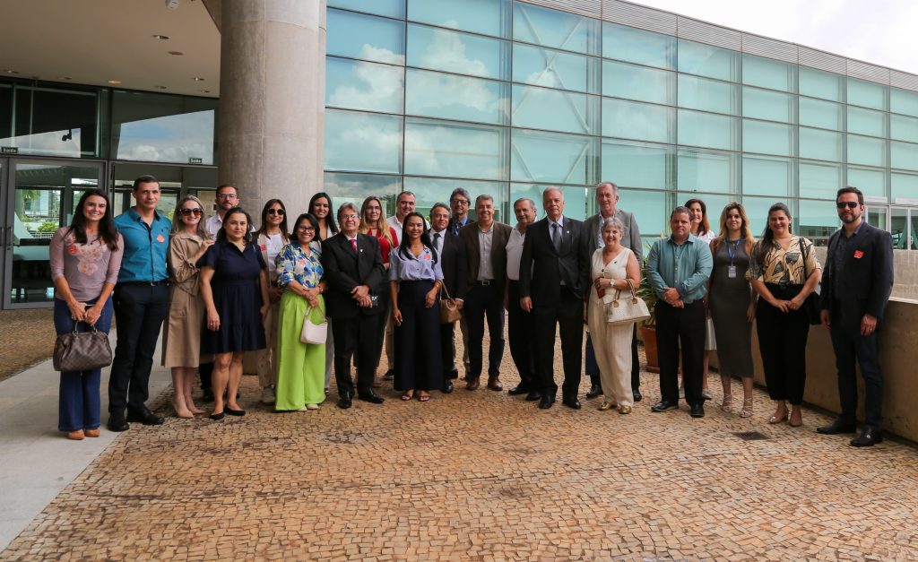 Vinícius Benevides recebe parecer favorável à sua recondução ao cargo de diretor da Adasa 9 WhatsApp Image 2025 03 24 at 17.00.44