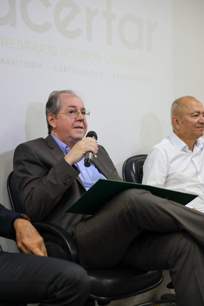 Adasa e SLU promovem workshop sobre certificação de dados para a gestão de resíduos sólidos no DF 7 Acertar 6