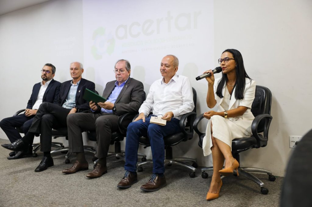 Adasa e SLU promovem workshop sobre certificação de dados para a gestão de resíduos sólidos no DF 10 Acertar 9