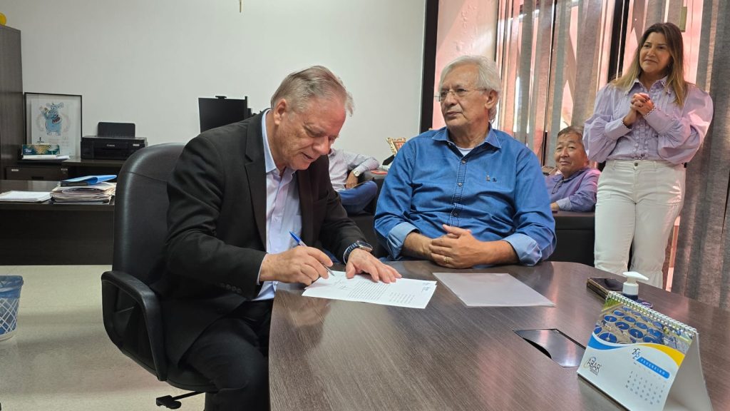 Vinicius Benevides é empossado para novo mandato na Adasa 2 Posse vinicius 1 1